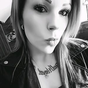 Meet your Posher, Brittney